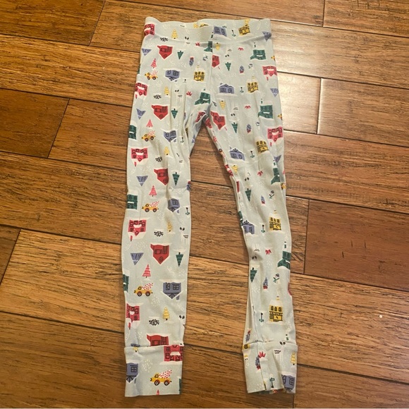 Sweet Organic Winter Pjs from Gap - Picture 2 of 5